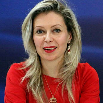 Foto Aleksandra-Pecinar.jpg