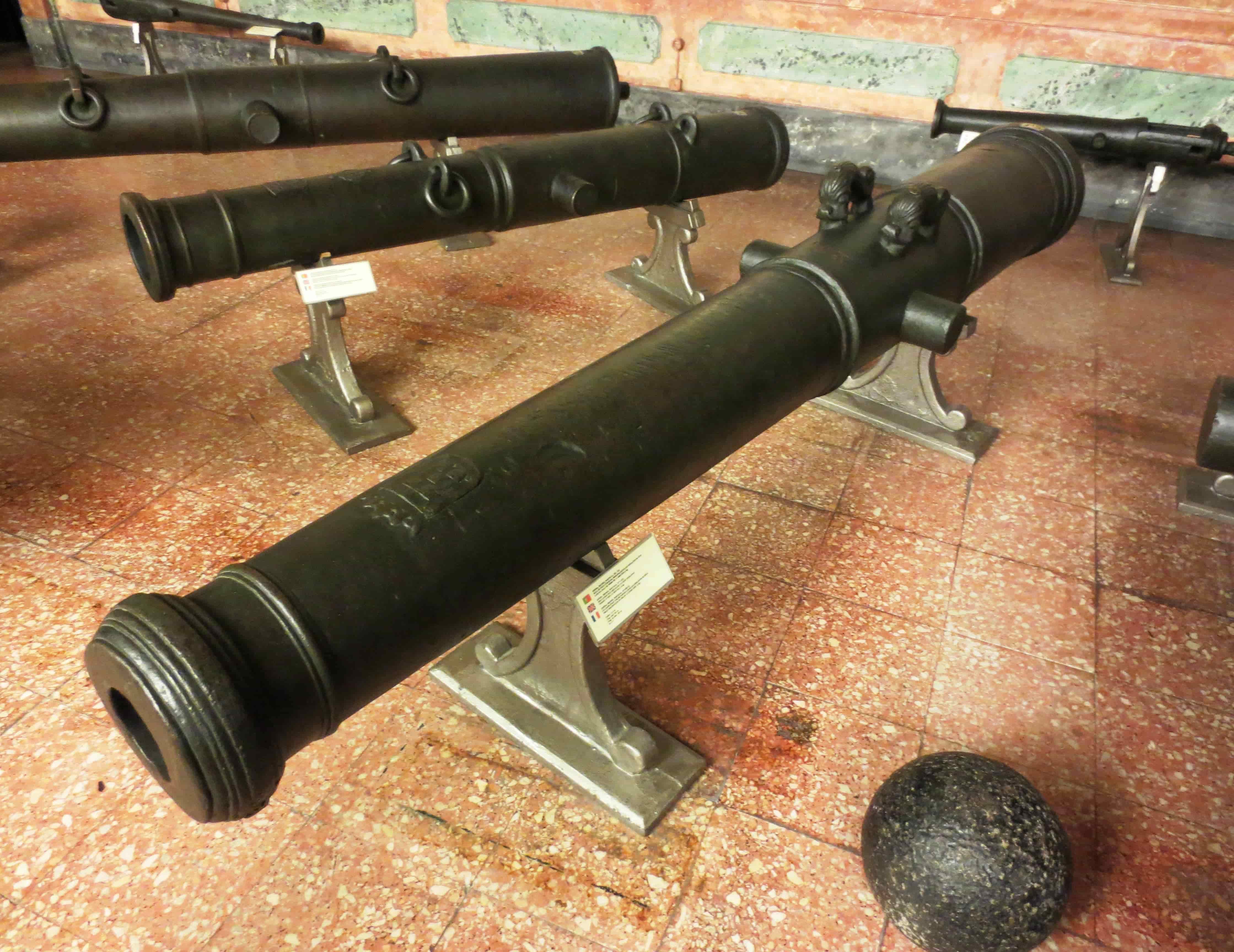 9 Espera e Camelete Museu-Militar 2.jpg