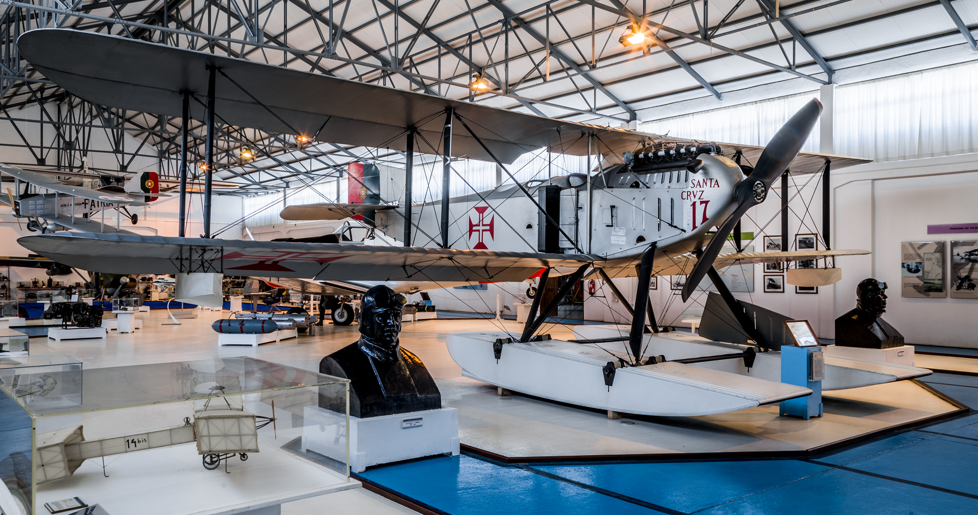 14. Réplica do hidroavião Fairey III-D, Santa Cruz.jpg