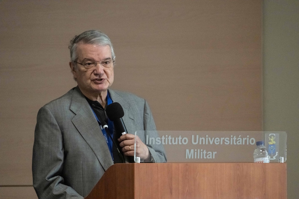 Congressista a usar da palavra durante o seminário